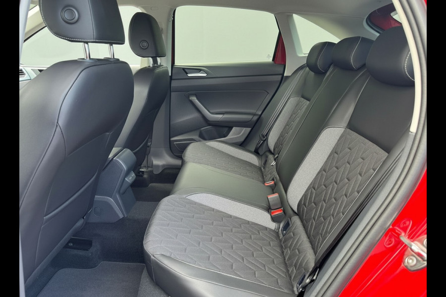 Volkswagen Taigo TSI 115PK DSG LIFE EDITION CAMERA/ACC/CARPLAY/HALF-LEDER FABRIEKS GARANTIE