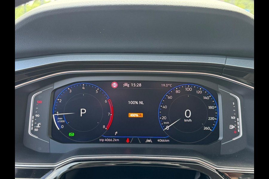 Volkswagen Taigo TSI 115PK DSG LIFE EDITION CAMERA/ACC/CARPLAY/HALF-LEDER FABRIEKS GARANTIE