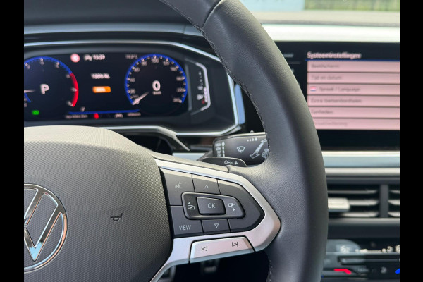 Volkswagen Taigo TSI 115PK DSG LIFE EDITION CAMERA/ACC/CARPLAY/HALF-LEDER FABRIEKS GARANTIE