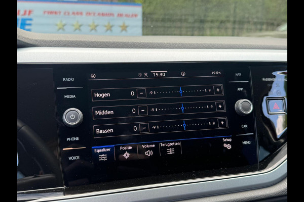 Volkswagen Taigo TSI 115PK DSG LIFE EDITION CAMERA/ACC/CARPLAY/HALF-LEDER FABRIEKS GARANTIE