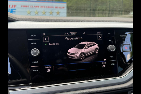 Volkswagen Taigo TSI 115PK DSG LIFE EDITION CAMERA/ACC/CARPLAY/HALF-LEDER FABRIEKS GARANTIE