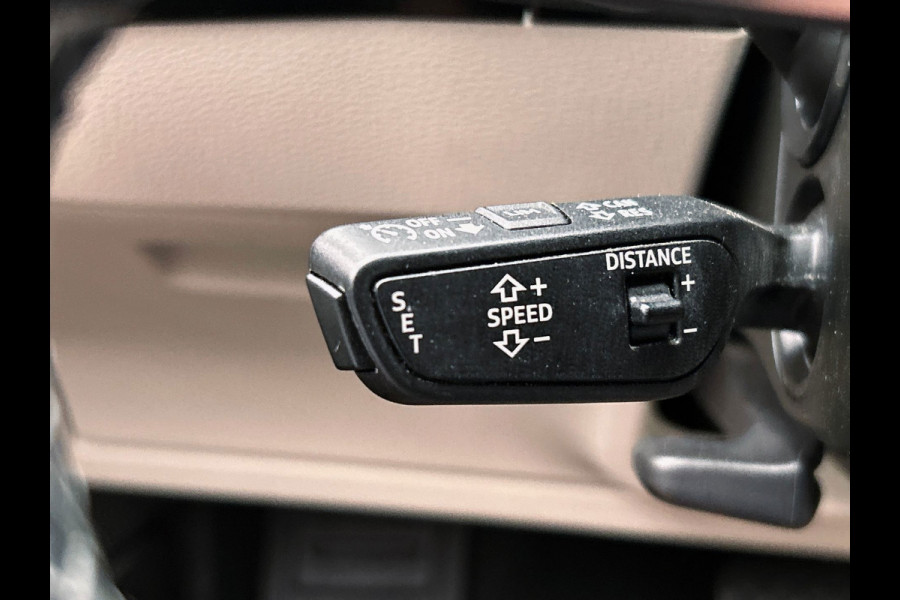 Audi Q8 e-tron 55 quattro Advanced Edition SOH 93,4% | Pano/Dak | Trekhaak | Stoelverwarming | Adapt.Cruise/control | Origineel NL