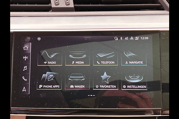 Audi Q8 e-tron 55 quattro Advanced Edition SOH 93,4% | Pano/Dak | Trekhaak | Stoelverwarming | Adapt.Cruise/control | Origineel NL