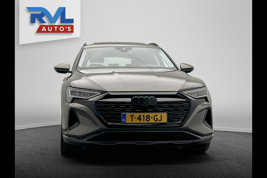 Audi Q8 e-tron 55 quattro Advanced Edition SOH 93,4% | Pano/Dak | Trekhaak | Stoelverwarming | Adapt.Cruise/control | Origineel NL