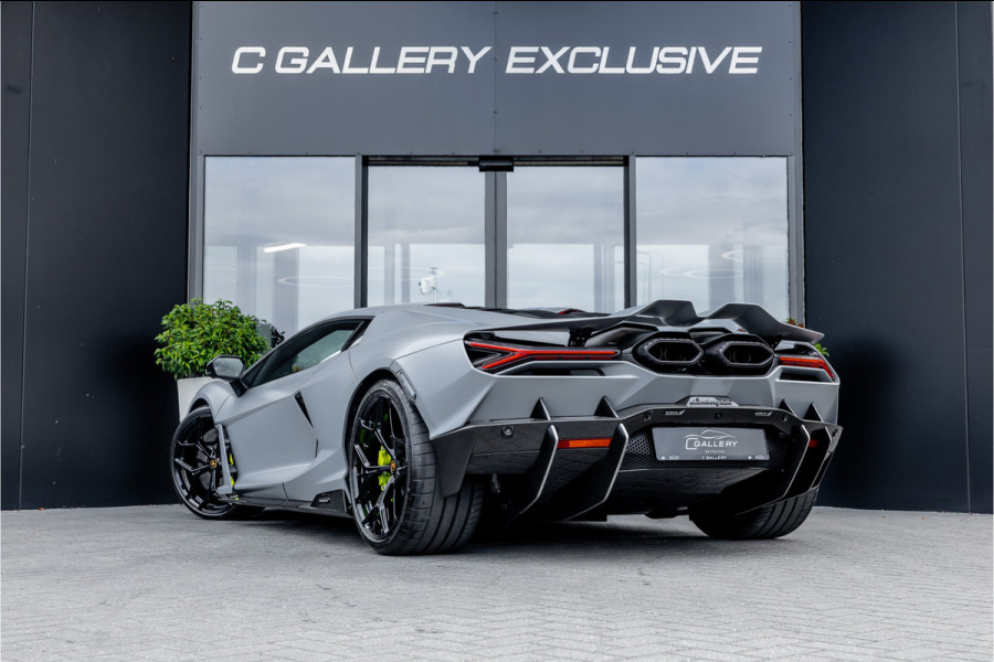 Lamborghini Revuelto 6.5 V12 - Grigio Acheso | Alcantara | Carbon | Passenger Display | 21"