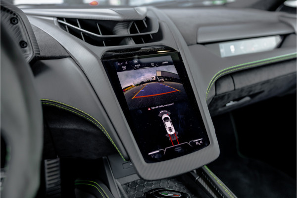 Lamborghini Revuelto 6.5 V12 - Grigio Acheso | Alcantara | Carbon | Passenger Display | 21"