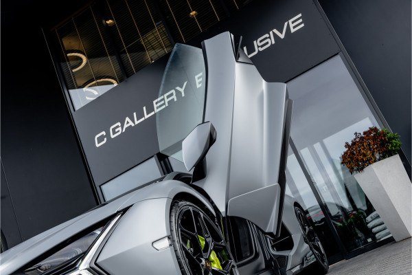 Lamborghini Revuelto 6.5 V12 - Grigio Acheso | Alcantara | Carbon | Passenger Display | 21"