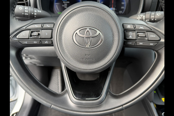 Toyota Yaris Cross 1.5 Hybrid 130 Launch Edition | Innovation Pack | 10 jr GARANTIE | Rijklaar!