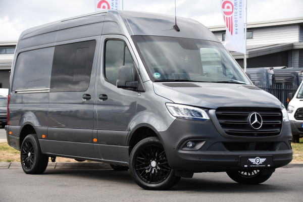 Mercedes-Benz Sprinter 319 V6 3.0 CDI L2H2 DC PB Edition 360 Camera, Cruise, Carplay, Automaat, LED, Stoelverwarming, 10,5'' Mbux, Multimedia, Geveerde stoel, 190pk, Trekhaak, Uniek!