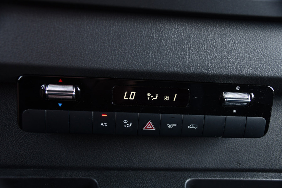 Mercedes-Benz Sprinter 317 1.9 CDI L2H1 AMG Edition Camera, Cruise, Carplay, Stoelverwarming, Clima, Geveerde Stoel, Automaat, Multimedia, Uniek!
