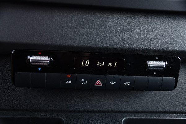Mercedes-Benz Sprinter 317 1.9 CDI L2H1 AMG Edition Camera, Cruise, Carplay, Stoelverwarming, Clima, Geveerde Stoel, Automaat, Multimedia, Uniek!