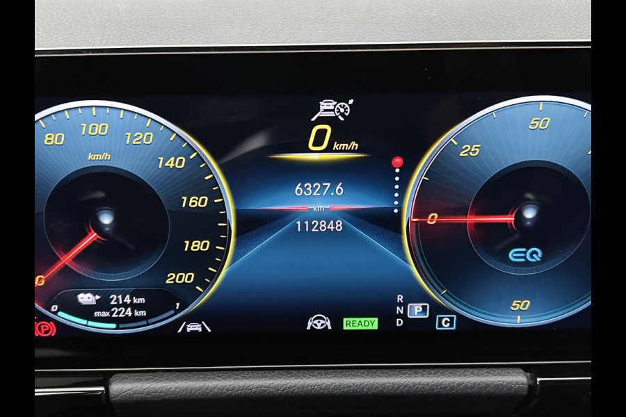 Mercedes-Benz EQA 250 Business Solution AMG 67 kWh | AMG line | MBUX wide screen | Designo grijs | Stoelverwarming | Achteruitrij camera Inclusief 24 maanden MB Certified garantie voor Europa.