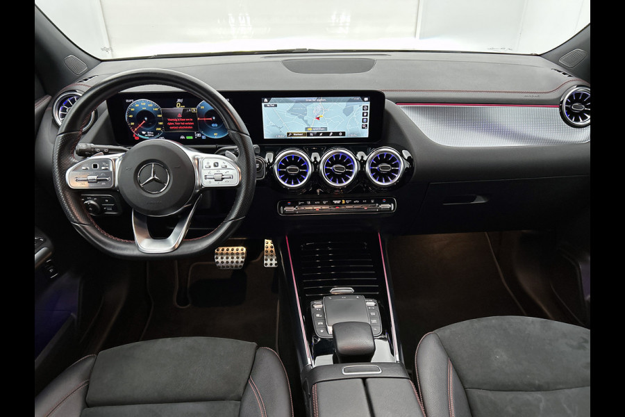 Mercedes-Benz EQA 250 Business Solution AMG 67 kWh | AMG line | MBUX wide screen | Designo grijs | Stoelverwarming | Achteruitrij camera Inclusief 24 maanden MB Certified garantie voor Europa.