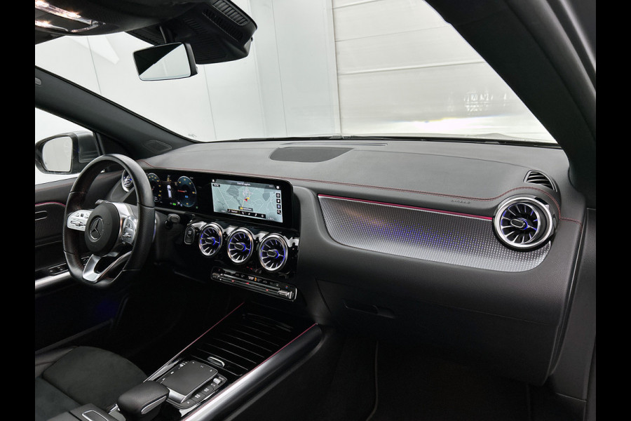 Mercedes-Benz EQA 250 Business Solution AMG 67 kWh | AMG line | MBUX wide screen | Designo grijs | Stoelverwarming | Achteruitrij camera Inclusief 24 maanden MB Certified garantie voor Europa.