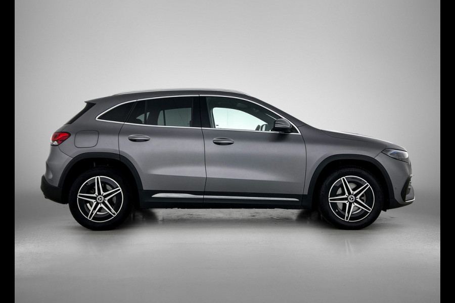 Mercedes-Benz EQA 250 Business Solution AMG 67 kWh | AMG line | MBUX wide screen | Designo grijs | Stoelverwarming | Achteruitrij camera Inclusief 24 maanden MB Certified garantie voor Europa.