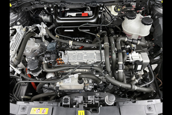 Mercedes-Benz EQA 250 Business Solution AMG 67 kWh | AMG line | MBUX wide screen | Designo grijs | Stoelverwarming | Achteruitrij camera Inclusief 24 maanden MB Certified garantie voor Europa.