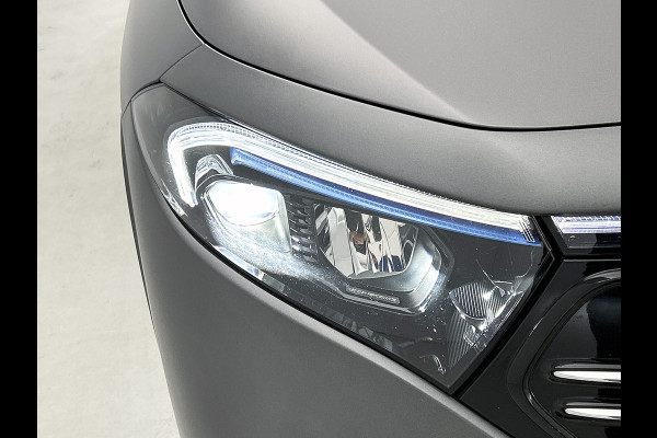 Mercedes-Benz EQA 250 Business Solution AMG 67 kWh | AMG line | MBUX wide screen | Designo grijs | Stoelverwarming | Achteruitrij camera Inclusief 24 maanden MB Certified garantie voor Europa.