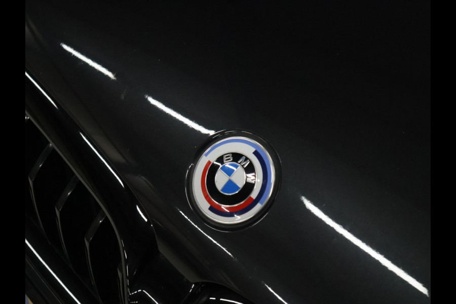BMW 5 Serie Touring 530e M Sport [SCHUIFKANTELDAK, ELEKTRISCHE TREKHAAK, APPLE CARPLAY, STOELVERWARMING, MEMORY, DIGITAL DASH, CAMERA, CRUISE CONTROL, PDC V + A, NAVIGATIE, NIEUWSTAAT]
