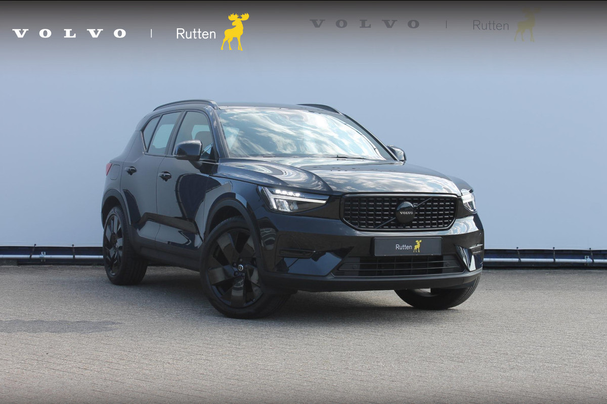 Volvo XC40 B3 177PK Automaat Plus Black Edition Google infotainment / 20" lichtmetalen velgen / Getinte ramen vanaf de B-stijl / Verwarmbare zitplaatsen voor / Harman Kardon Audio installatie