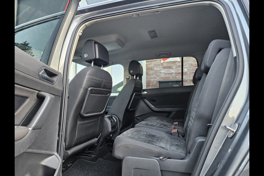 Volkswagen Touran 1.0 TSI Comfortline Business Carplay! Trekhaak! Airco/Clima! Cruise Control! Nette Auto!