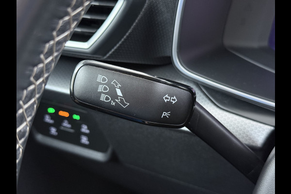 Seat Leon Sportstourer 1.5T 131PK Adap.Cruise Trekhaak Camera Navi Apple Carplay Android Pdc 3-Zone Ecc Style Business Intense Lmv Led Bluetooth Keyless Isofix 1.400KG Trekgewicht Rijstrooksensor 1e Eigenaar Dealeronderhouden Origineel Nederlandse Auto