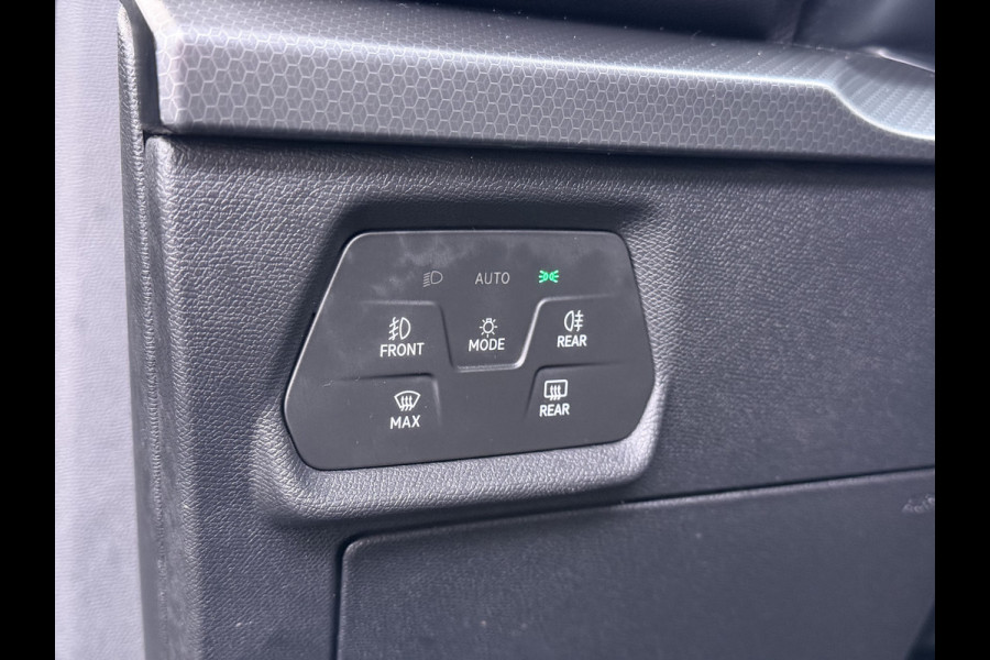 Seat Leon Sportstourer 1.5T 131PK Adap.Cruise Trekhaak Camera Navi Apple Carplay Android Pdc 3-Zone Ecc Style Business Intense Lmv Led Bluetooth Keyless Isofix 1.400KG Trekgewicht Rijstrooksensor 1e Eigenaar Dealeronderhouden Origineel Nederlandse Auto