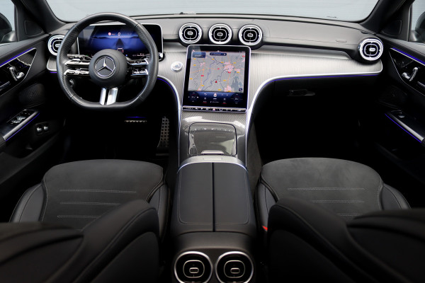 Mercedes-Benz C-Klasse Estate 300 e AMG Line | Distronic | Panoramadak | Memory | Surround Camera | Verwarmd Stuurwiel | Carplay | Sfeerverlichting Premium |