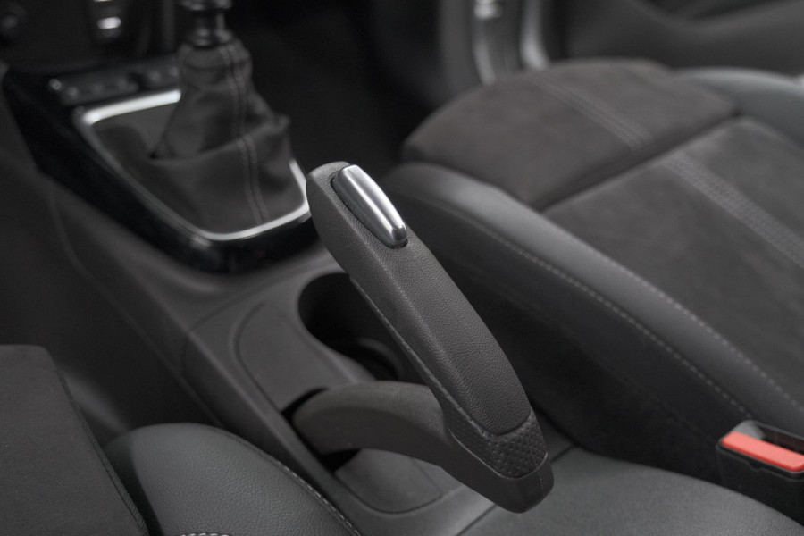 Opel Crossland Turbo 110 Ultimate | Camera | Dodehoekdetectie | Comfort Pakket | Apple Carplay
