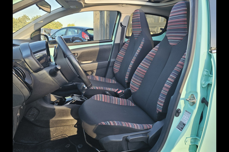Citroën C1 1.0 VTi Airscape Shine | Cabrio | Automaat | Airco | Camera | Connecting Box | Elektro pakket | Zwarte grill |