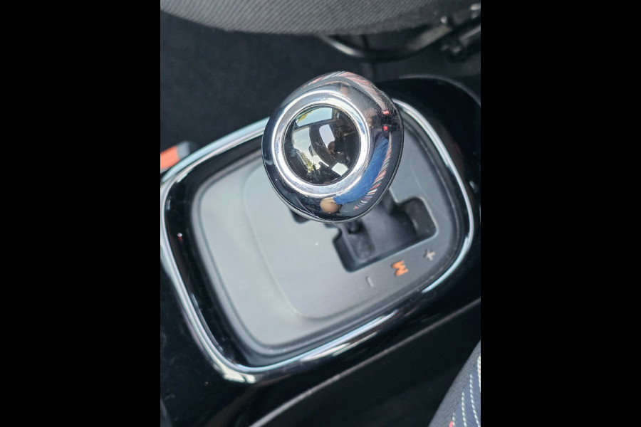 Citroën C1 1.0 VTi Airscape Shine | Cabrio | Automaat | Airco | Camera | Connecting Box | Elektro pakket | Zwarte grill |