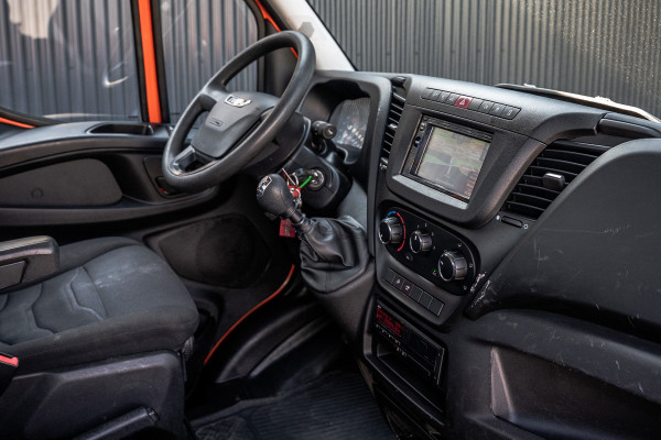 Iveco Daily 35C14 | 136 PK | N1 | Laadklep | 3.5T Trekhaak | Navi | Airco