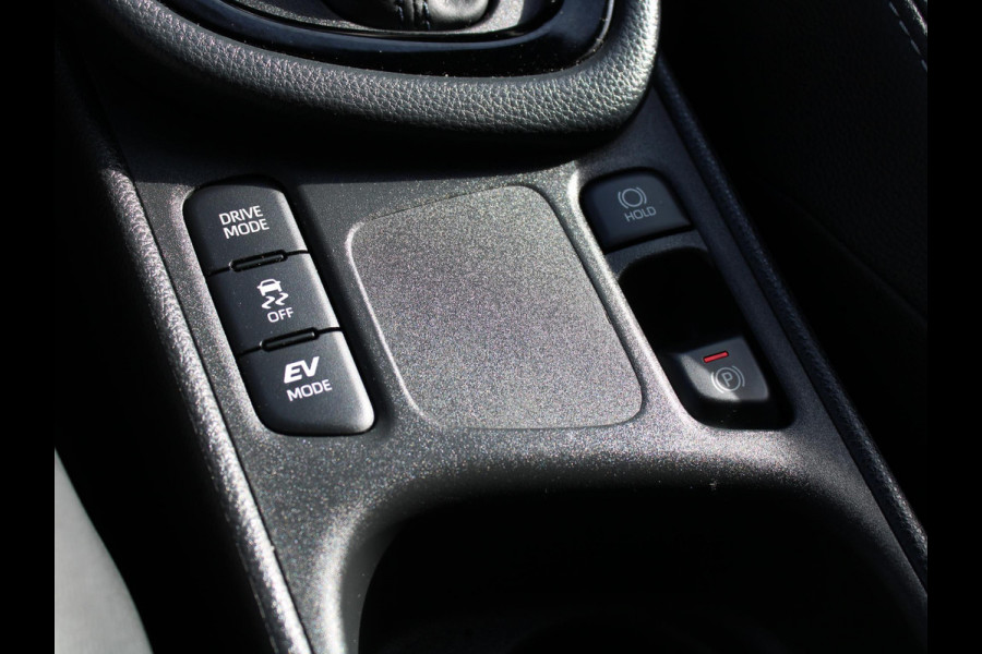 Toyota Yaris 1.5 Hybrid Executive | KEYLESS ENTRY | STOELVERWARMING | APPLE CARPLAY / ANDROID AUTO |