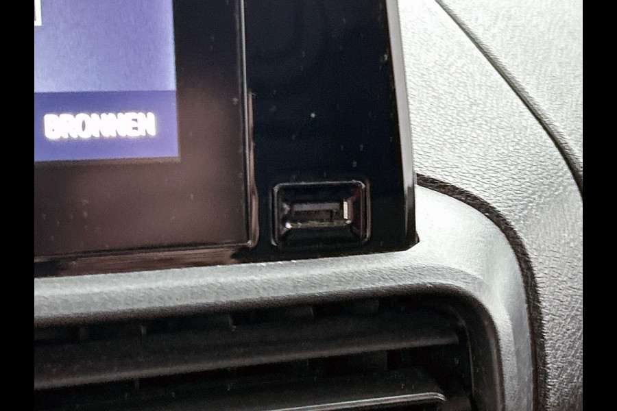 Opel Combo 1.5D L1H1 Edition Airco Carplay Navigatie Cruise Control Parkeersensoren Trekhaak 3 Zits