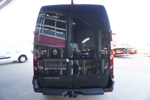 Renault Master E-Tech T35 L3H2 Advance long range 87 kWh 143PK Automaat Climate | Navi | Camera | trekhaak | Schuifdeur L + R | Betimmering