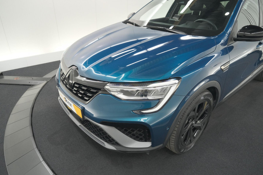 Renault Arkana 1.6 E-Tech hybrid 145 E-Tech Engineered | Adaptieve Cruise Control | Dodehoekdetectie | Camera | 9.3 Inch Groot Scherm