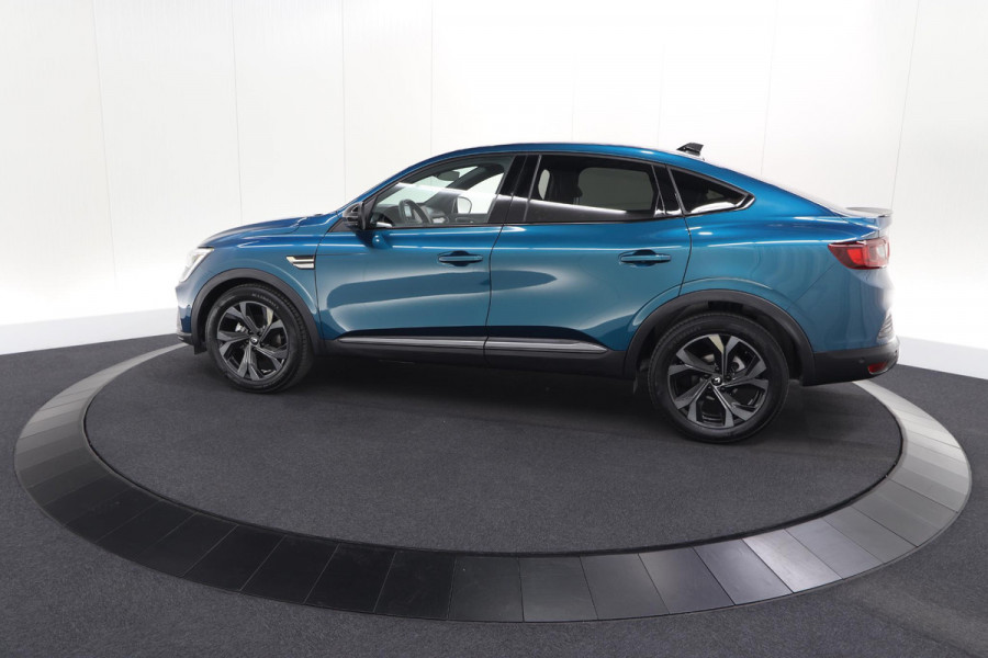Renault Arkana 1.6 E-Tech hybrid 145 E-Tech Engineered | Adaptieve Cruise Control | Dodehoekdetectie | Camera | 9.3 Inch Groot Scherm