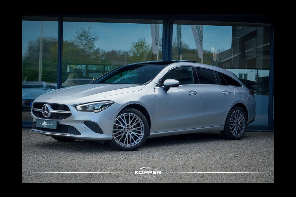 Mercedes-Benz CLA-Klasse Shooting Brake 250 e / Pano / leder / sfeerverlichting / trekhaak