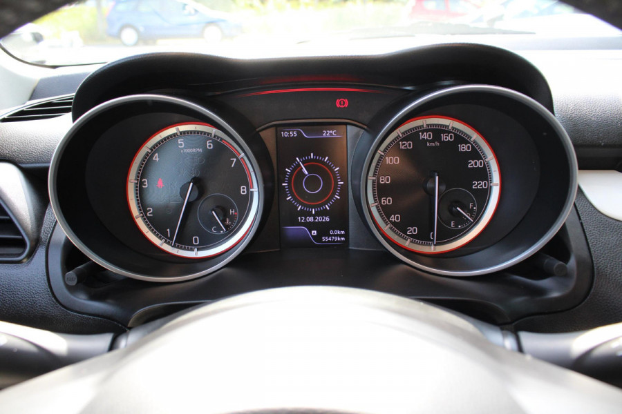Suzuki Swift 1.2 Stijl Smart Hybrid | Trekhaak | Adaptive Cruise Control | Stoelverwarming | Climate Control | Camera | Lichtmetalen Velgen | Winterset |
