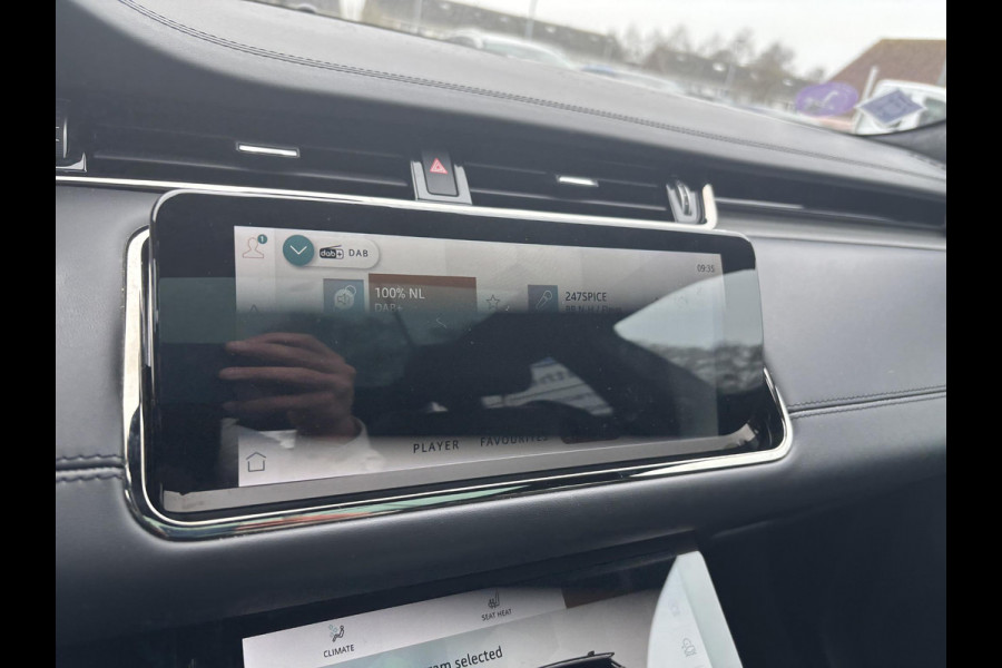 Land Rover Range Rover Evoque 1.5 P300e AWD Autobiography 309 PK | Panoramadak | Head-up Display | 360 Camera | Leder | Meridan | Memory Seats | 20 inch | Adaptive Cruise | Stuur & Stoelverwaming | Getint glas