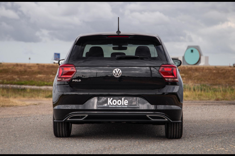 Volkswagen Polo 1.0 TSI Highline R-LINE / CARPLAY / NAVI / ZWART / 5 DEURS