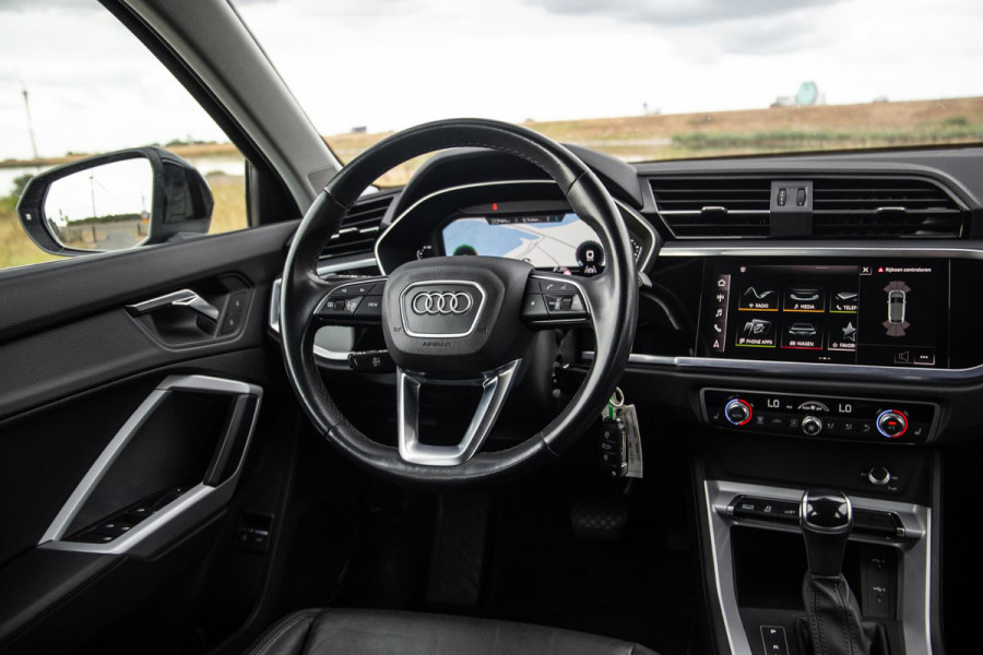 Audi Q3 Sportback 45 TFSI e Edition CRUISE CONTROLE / CARPLAY / DEALER ONDERHOUDEN / AUTOMAAT