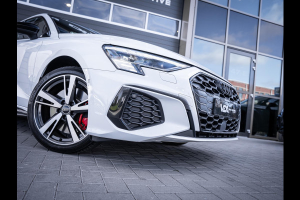 Audi A3 Sportback 45 TFSI e S edition Competition - Pano l Matrix l Elek stoel. l ACC