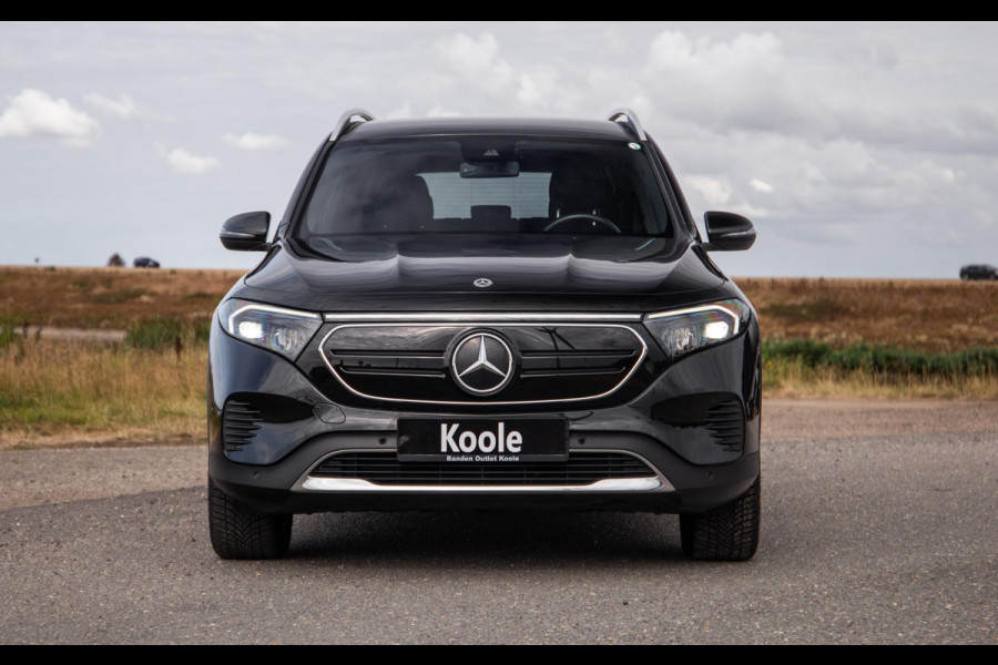 Mercedes-Benz EQB 300 4MATIC AMG Line 67 kWh CARPLAY / CAMERA / SFEERVERLICHTING / LEER / STOELVERWARMING