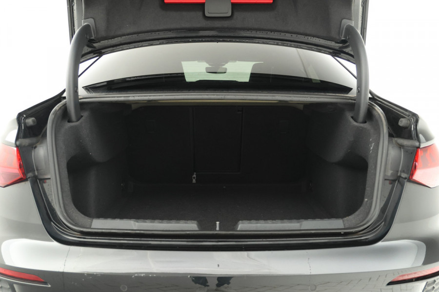 Audi A3 Limousine 30 TFSI S edition S-Line, Stoelverwarming, Volleder, Digital Dash, BOM VOL!!