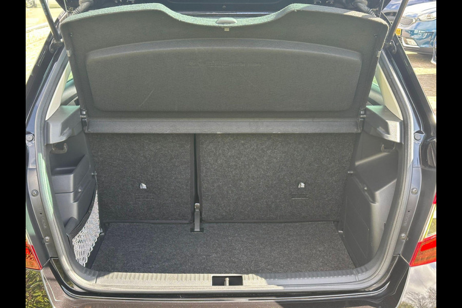Škoda Fabia 1.0 TSI Business Edition 95 PK | Cruise Control | Airco | Lane assist | 16 Inch Lichtmetalen Velgen | Multifunctioneel Stuurwiel