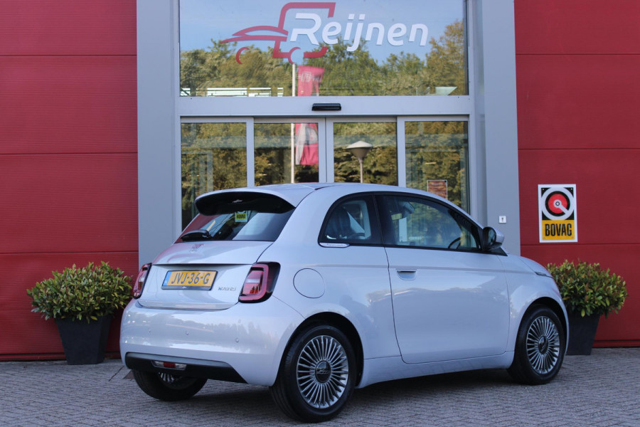 Fiat 500 1.0 Hybrid 65PK TORINO LAUNCH EDITION | DRAADLOZE APPLE CARPLAY/ANDROID AUTO | PARKEERSESOREN ACHTER | 16" LICHTMETALEN VELGEN "BURNISHED" | LED KOPLAMPEN "INFINITY" | CLIMATE CONTROL | DAB+ RADIO | REGEN/LICHT SENSOR | KEYLESS START | CELESTIAL BLUE | CRUISE CONTROL |