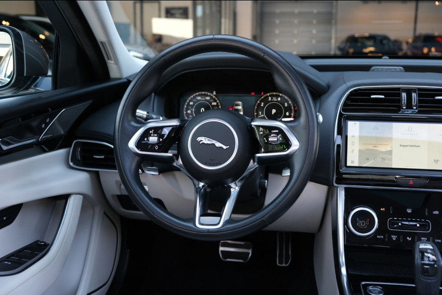Jaguar XE 2.0 P300 AWD HSE |48.017km| PANORAMADAK UNIEK 300pk Leder/Navi/Virtual Cockpit