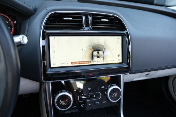 Jaguar XE 2.0 P300 AWD HSE |48.017km| PANORAMADAK UNIEK 300pk Leder/Navi/Virtual Cockpit