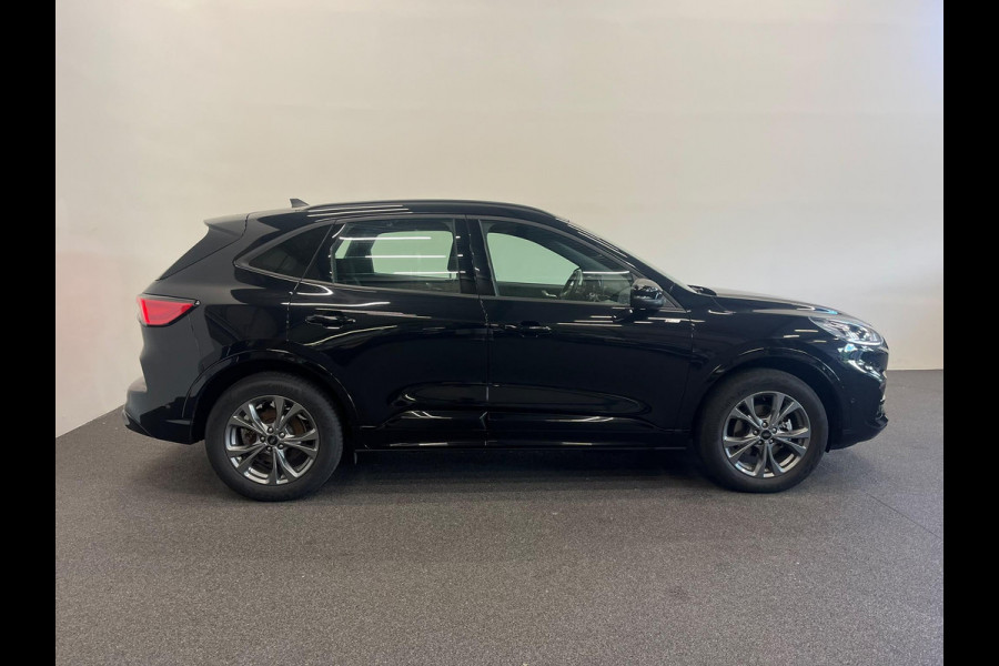 Ford Kuga 2.5 PHEV ST-Line Automaat Trekhaak Navigatie Apple CarPlay Android Auto Camera Parkeerhulp Adaptive Cruise Control Dodehoekdetectie Stoelverwarming Climate Control Lichtmetalen velgen