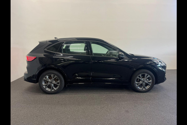 Ford Kuga 2.5 PHEV ST-Line Automaat Trekhaak Navigatie Apple CarPlay Android Auto Camera Parkeerhulp Adaptive Cruise Control Dodehoekdetectie Stoelverwarming Climate Control Lichtmetalen velgen